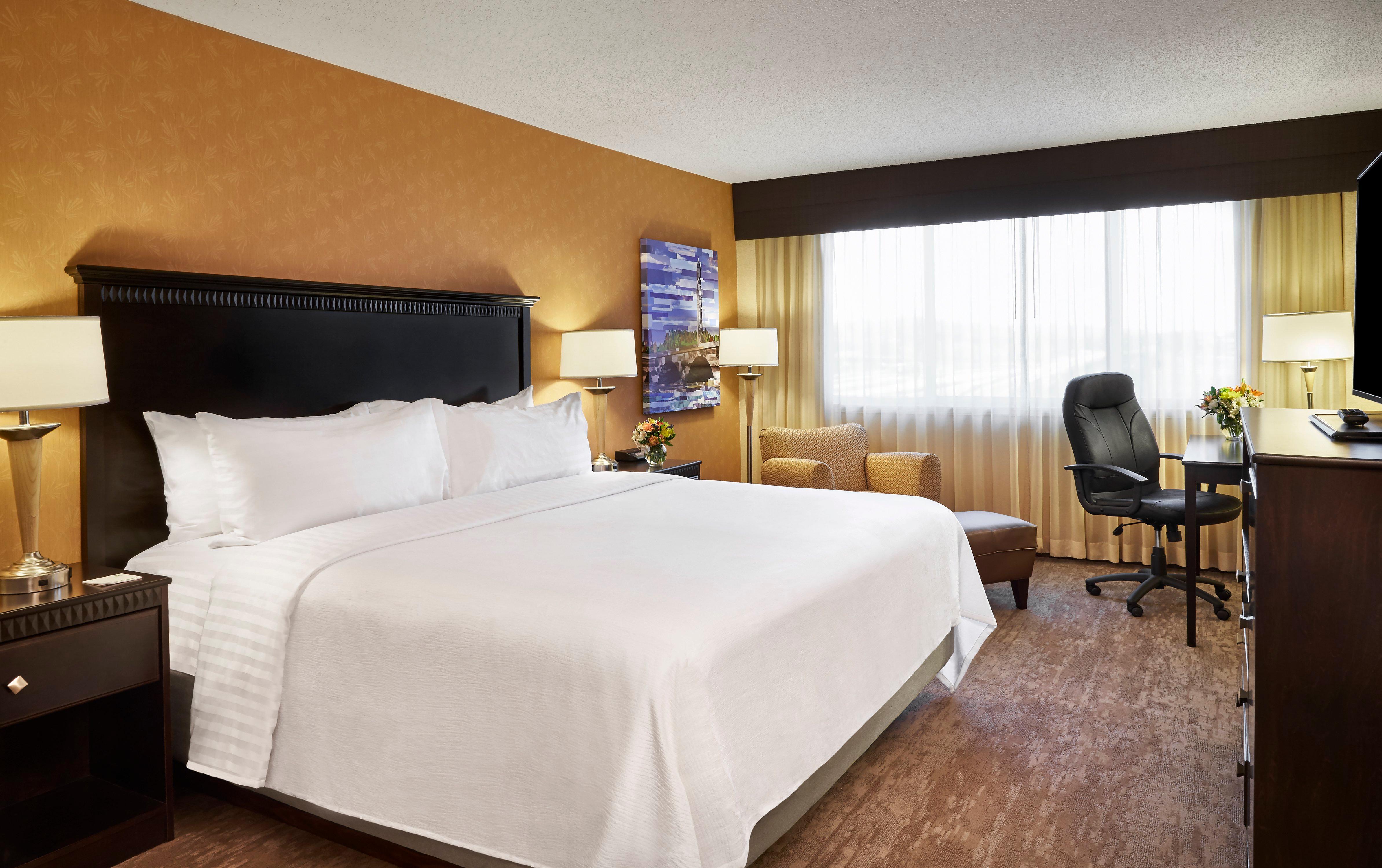 Holiday Inn Alexandria At Carlyle By Ihg Exterior foto